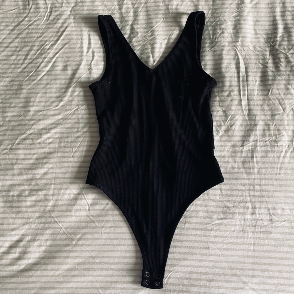 American Eagle black ribbed snap bodysuit